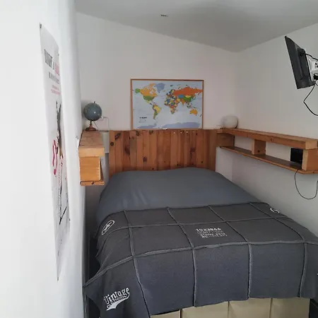 petit studio indépendant dans jardin Marseille Extérieur photo