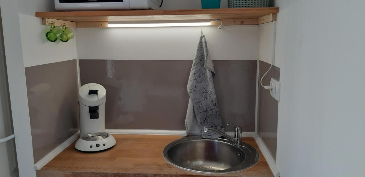 Petit Indépendant Dans Jardin Сasa de vacaciones